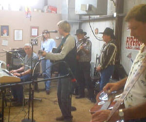 augvfd2004_woohoothisyoung-man-can-sing-too-thanks-josh.jpg